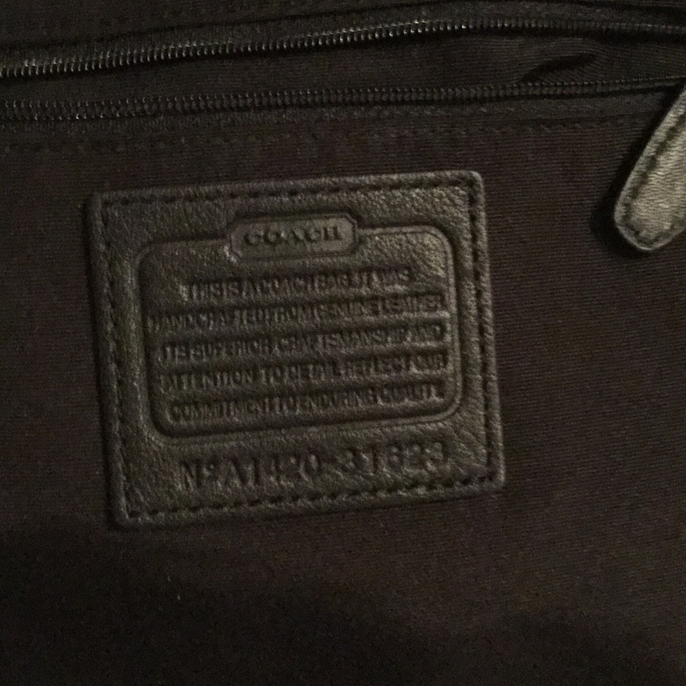 Handbag - Picture 4 of 5